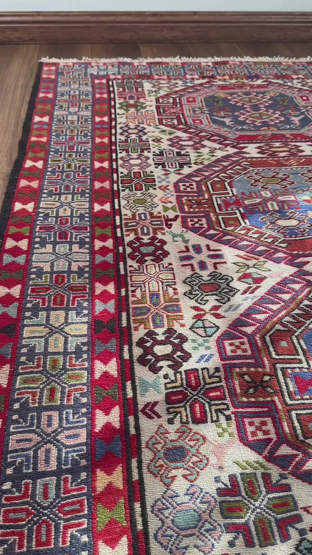Vintage Sumak 6ft9in x 3ft11in